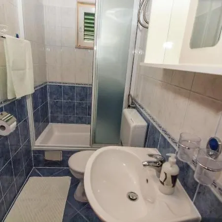 Apartment Abesinac *